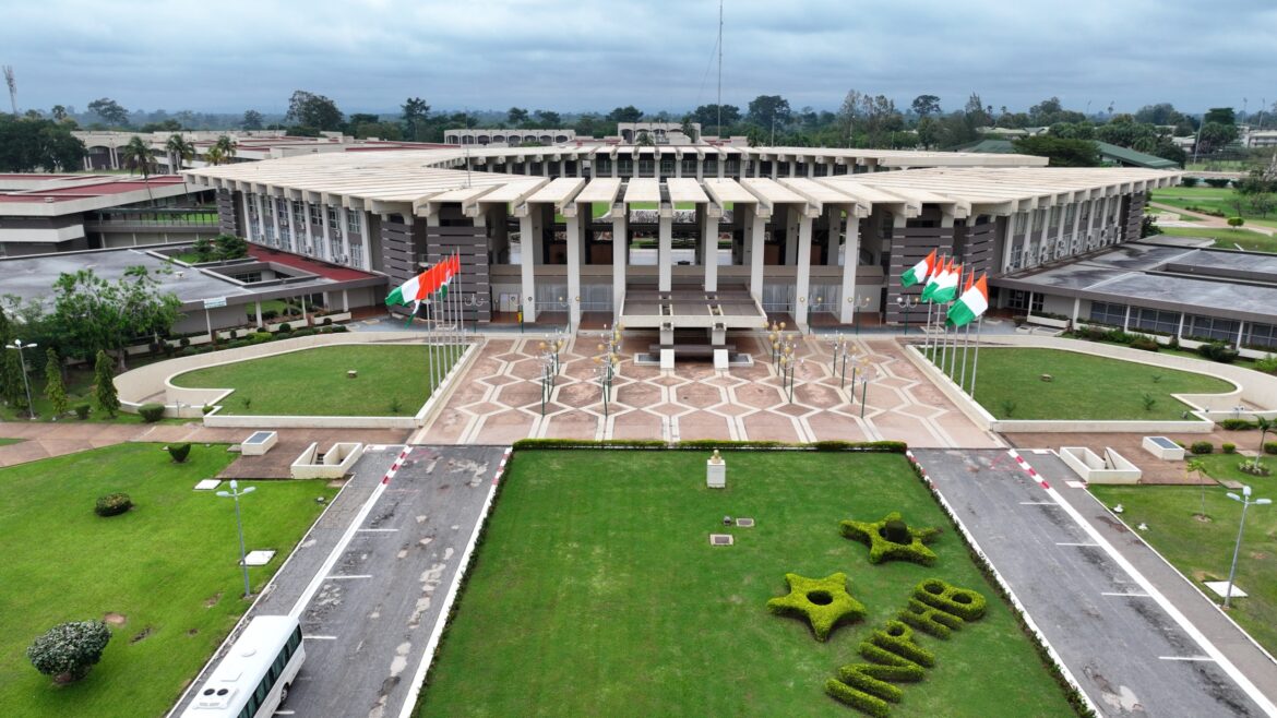 Côte d’Ivoire : l’Institut National Polytechnique Félix Houphouët Boigny (INP – HB) grimpe de 9 positions dans le classement africain 2025 de Top University Rank