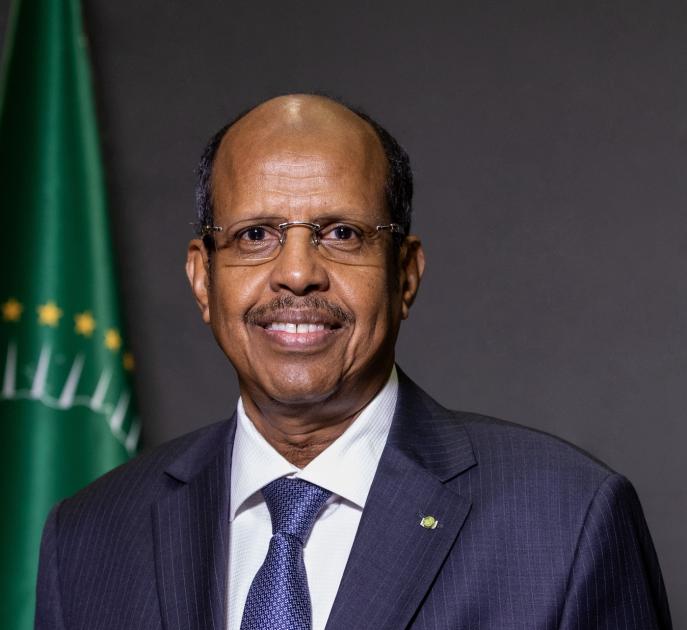 Journée mondiale de l’aide humanitaire : le président de la Commission de l’Union africaine rend hommage aux travailleurs humanitaires ￼