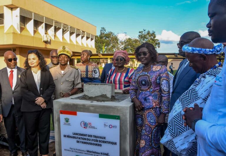 Réhabilitation du Lycée Scientifique de Yamoussoukro : Mariatou Koné Réaffirme la Volonté du Gouvernement de Repositionner l’Éducation Scientifique au Cœur du Développement du Pays