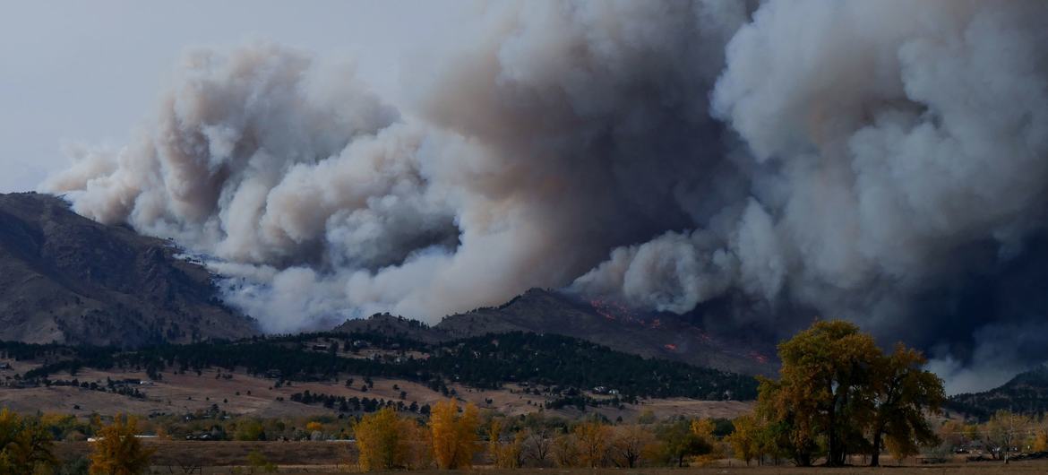 Hausse record des niveaux de CO₂ dans l’atmosphère en 2024, alerte l’ONU