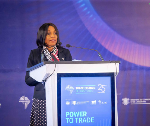 L’Afrique doit porter ses volumes d’affacturage à au moins 240 milliards d’euros pour soutenir la transformation axée sur les Petites et Moyennes Entreprises (PME), selon Afreximbank