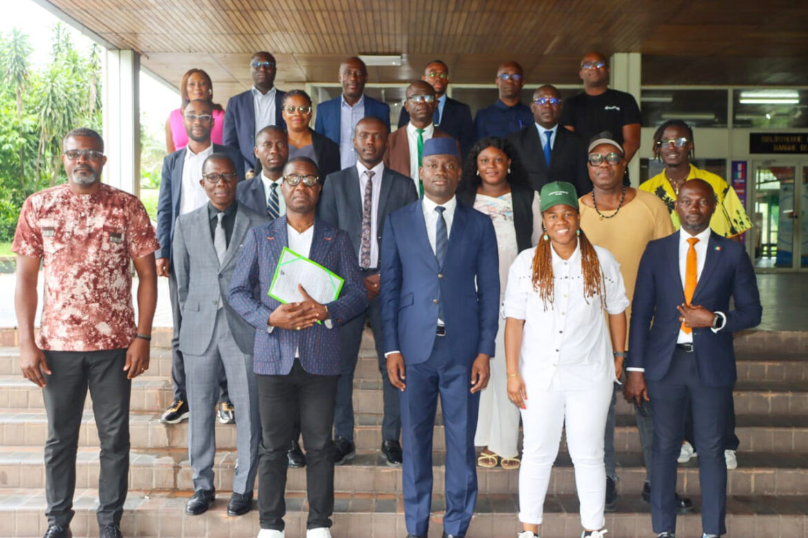 Côte d’Ivoire – Avant-projet portant attribution de la carte professionnelle d’artiste: le Ministère de la Culture consulte les faitières des acteurs du secteur